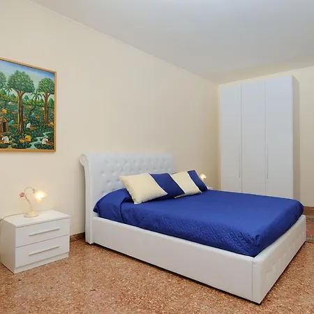 Alojamento de Acomodação e Pequeno-almoço Santa Maria Nova Veneza